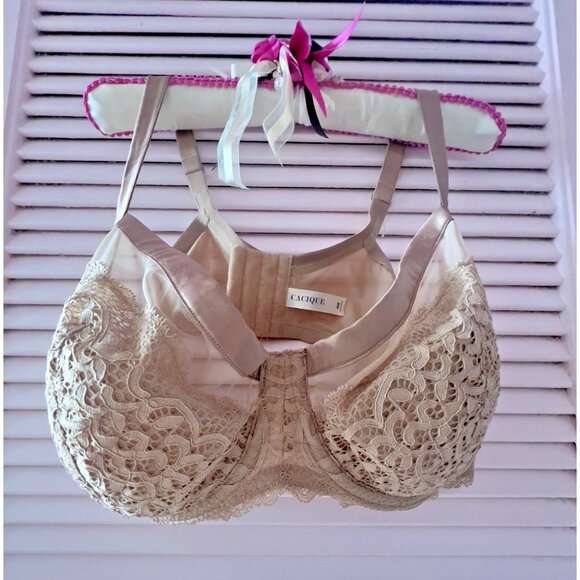 CACIQUE Bra Size 46D Underwire Tan Beige Nude Lace Satin Trim Netting BEAUTIFUL - Picture 1 of 10